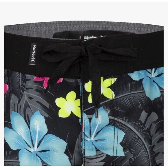 HURLEY - Big Boys Sz 20/30 Board Shorts/Drawstring Adj. Waistband/Above Knee - Picture 13 of 16